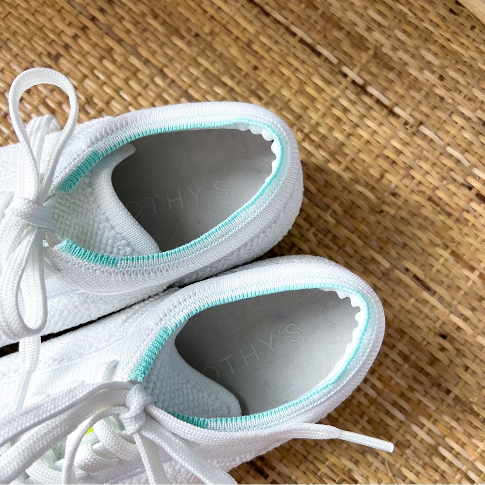 Rothy’s White Terry Lace Up Low Top Sneakers Women’s Size 6 *Retired Model* - Picture 6 of 9